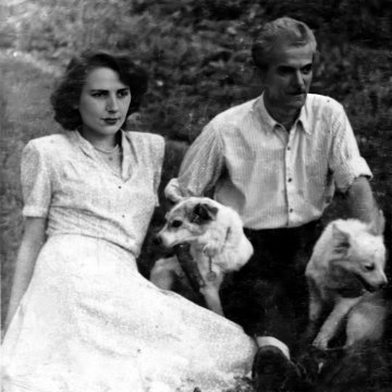 Radojka, Miloje and the dogs